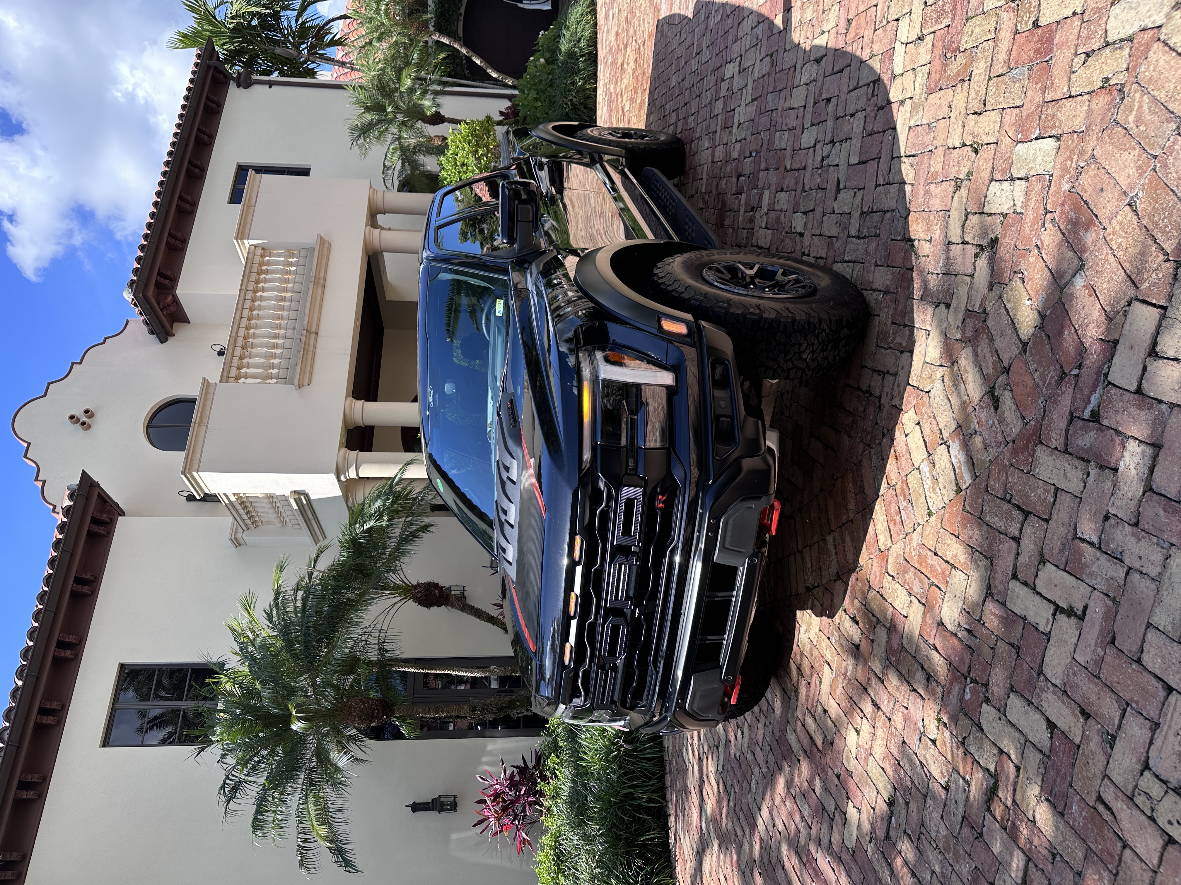 Detailed vehicle — Stud Bubbles